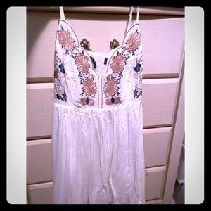 Boutique style short white dress!